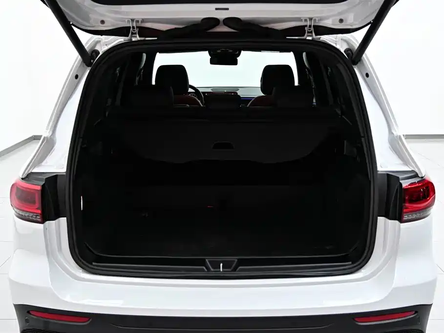 Mercedes-Benz GLB AMG 2023 Model AMG GLB 35 4MATIC фото 33