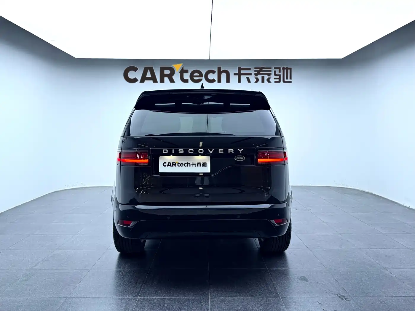 Land Rover Discovery 2024 Model 360PS S фото 6