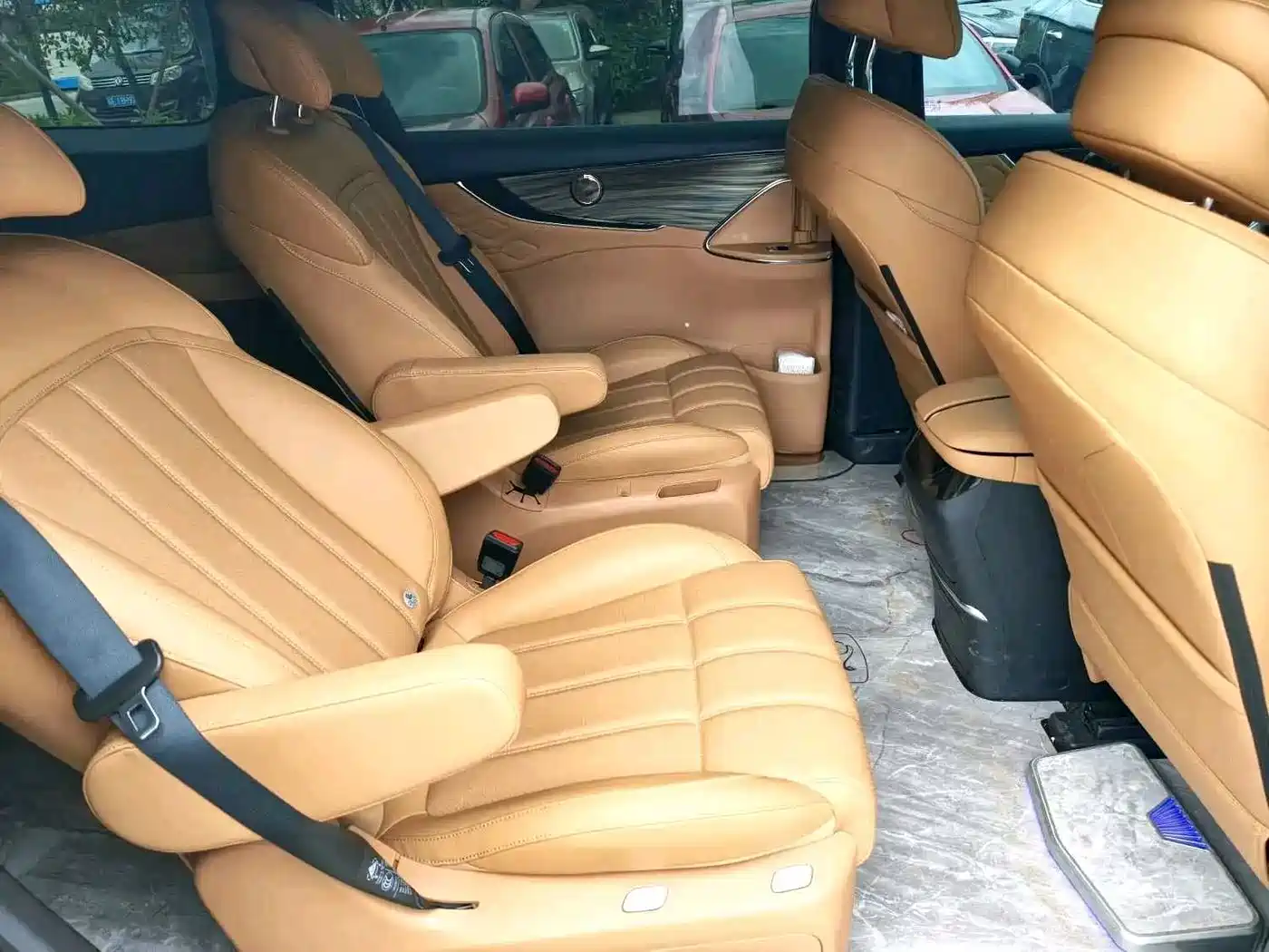 Dongfeng Fengxing Starlight V9 2026 2026 Beyond Joy Series 200km Comfort