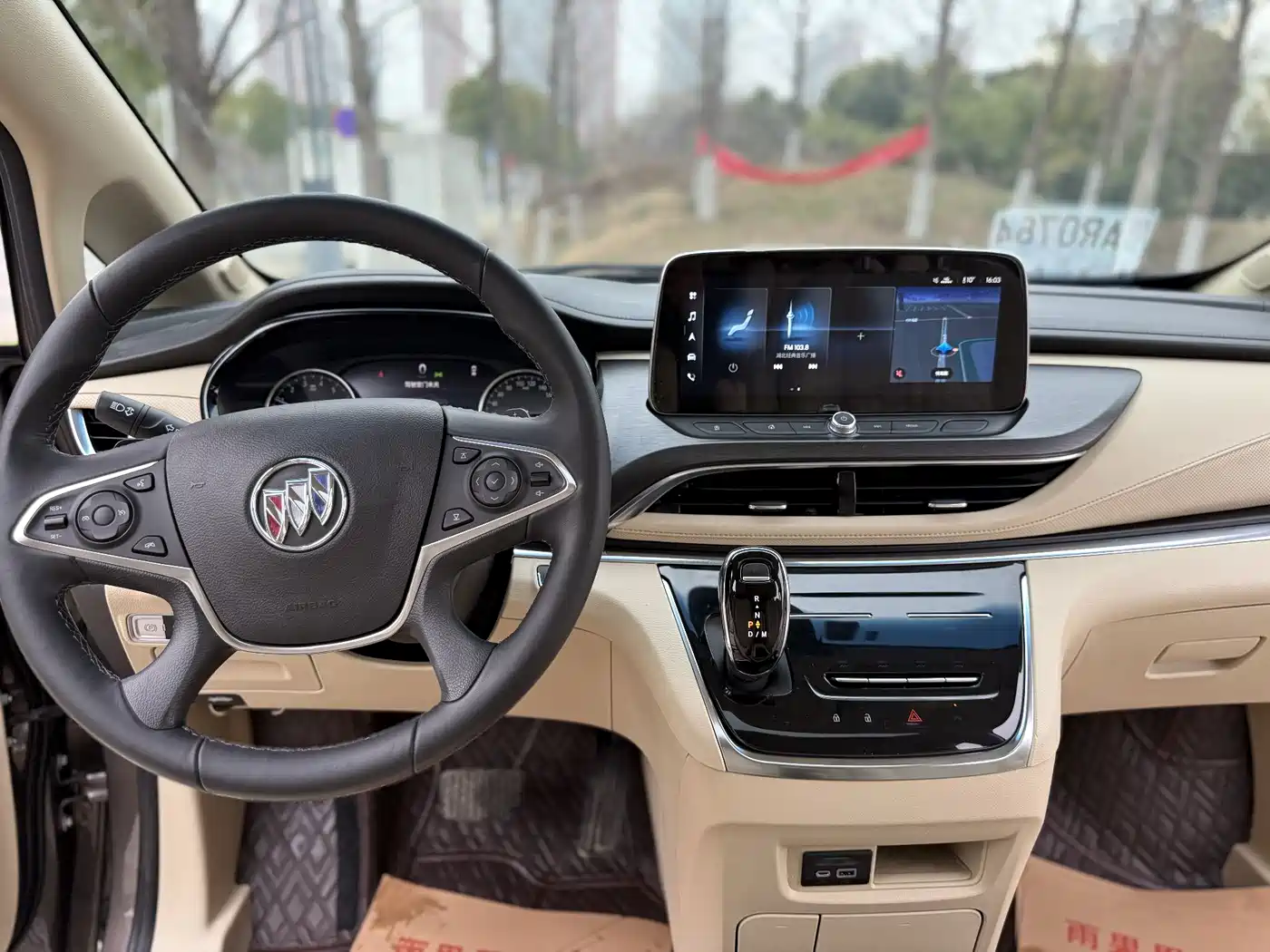 Buick GL8 2023 Land Business Class 652T Luxury фото 10