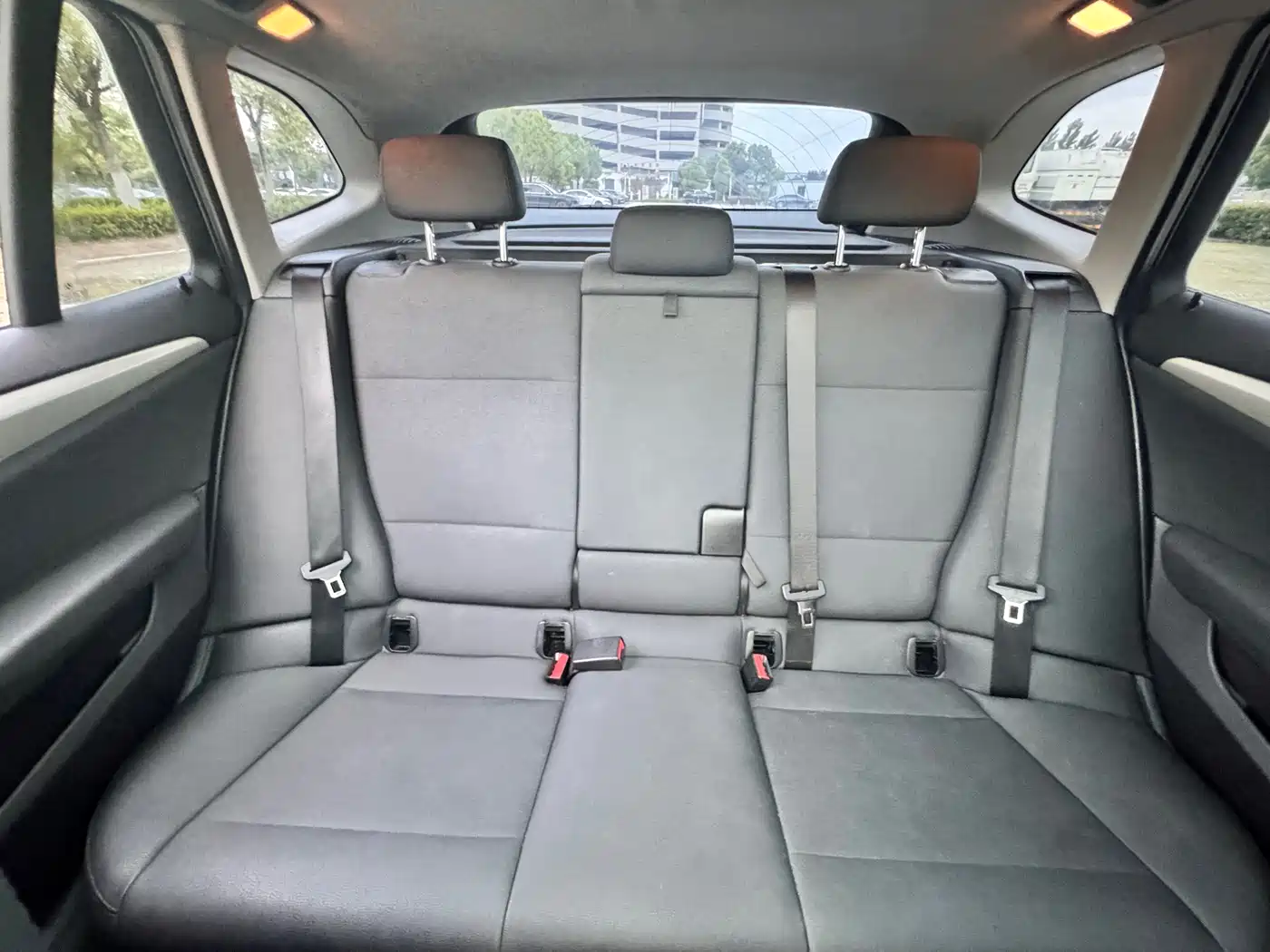 BMW X1 (Import) 2012 sDrive18i Luxury фото 24