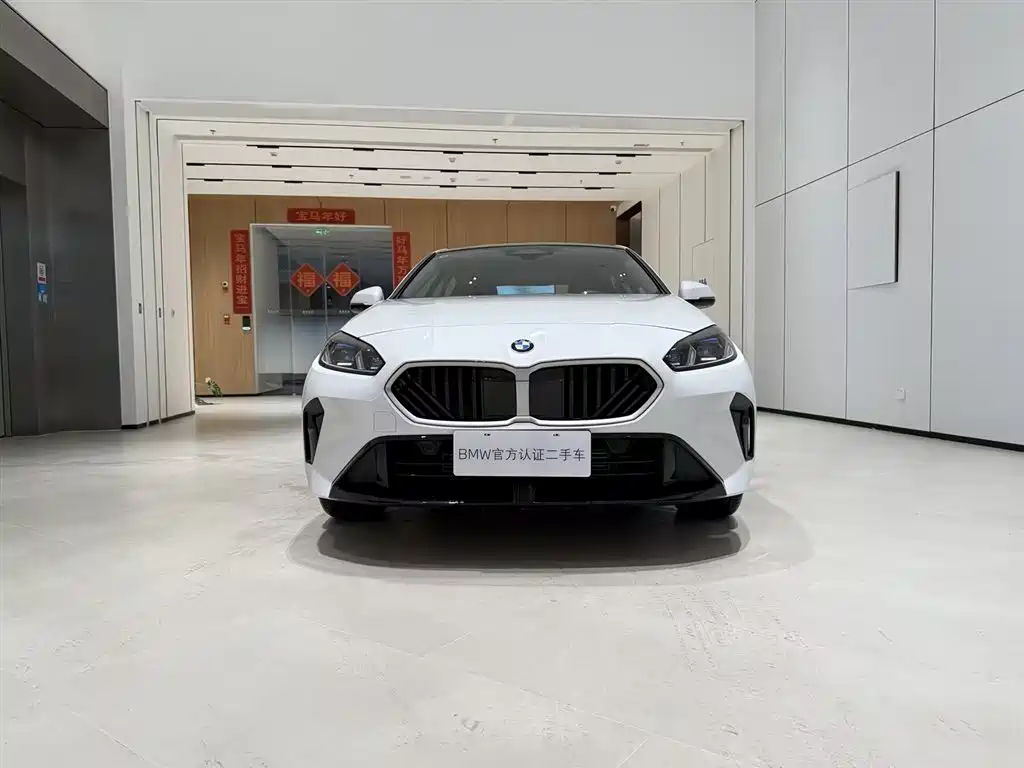 BMW 2 Series 2025 225L M Sport Package фото 2