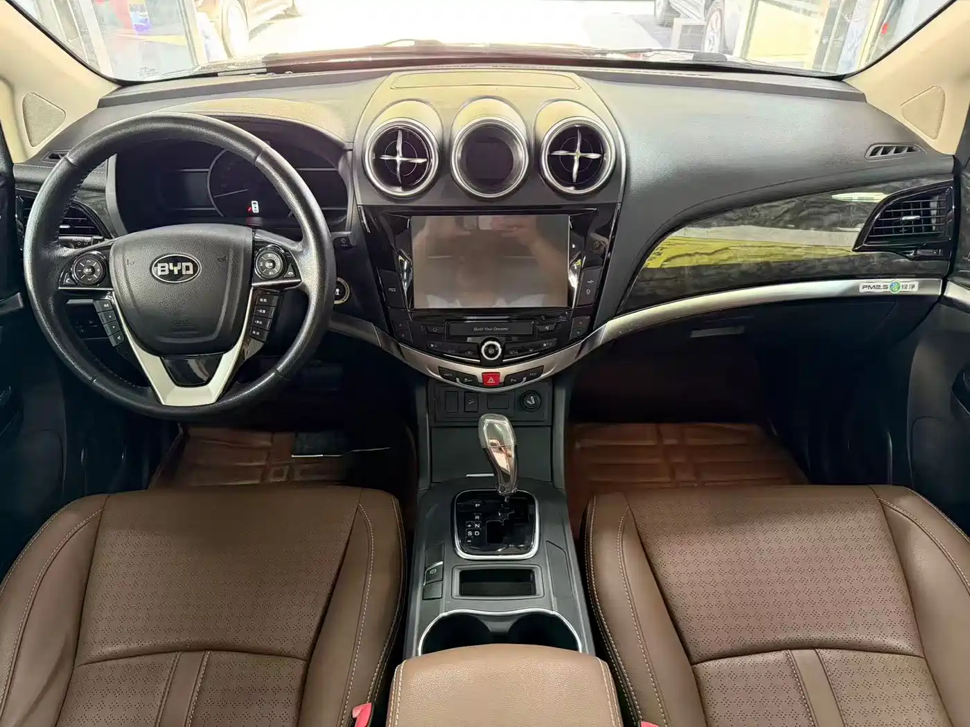 BYD S7 2016 2016 2.0T Automatic Premium Model