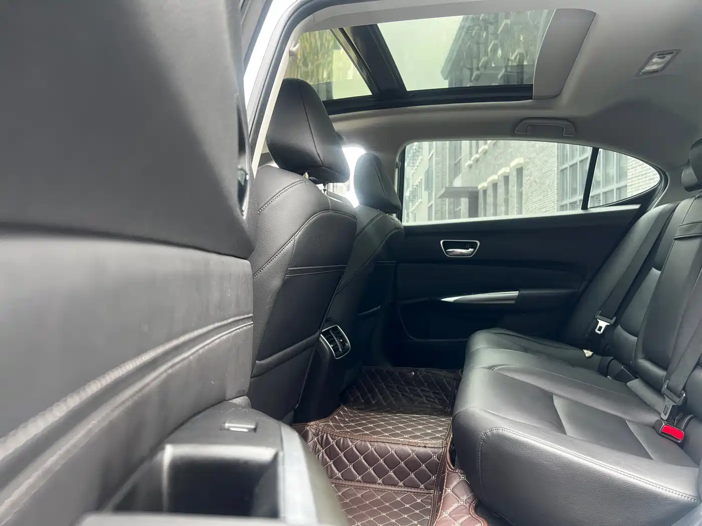 Acura TLX-L 2018 2.4L Joy Edition фото 26