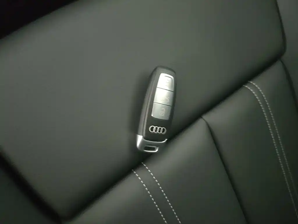 Audi A3 2026 2025 Facelift A3L Limousine 35TFSI Flying Joy Edition