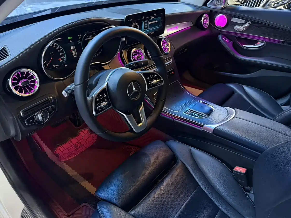Фото 6 - Mercedes-Benz C-Class