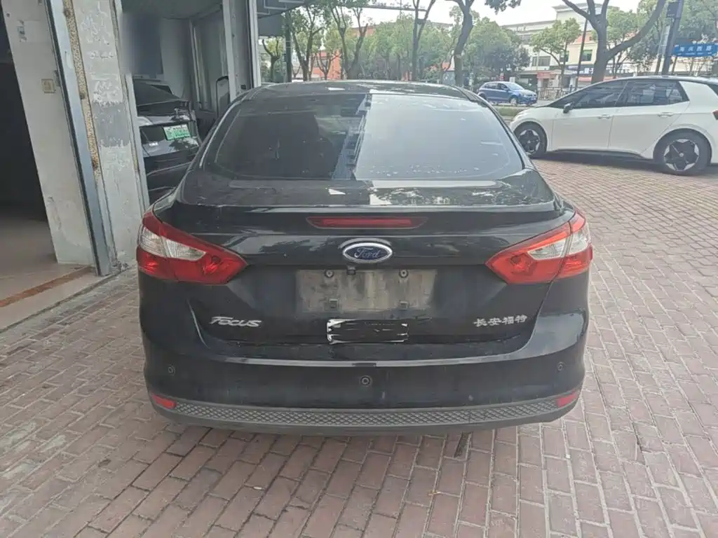 Ford Focus 2015 2012 Sedan 1.6L Automatic Trend