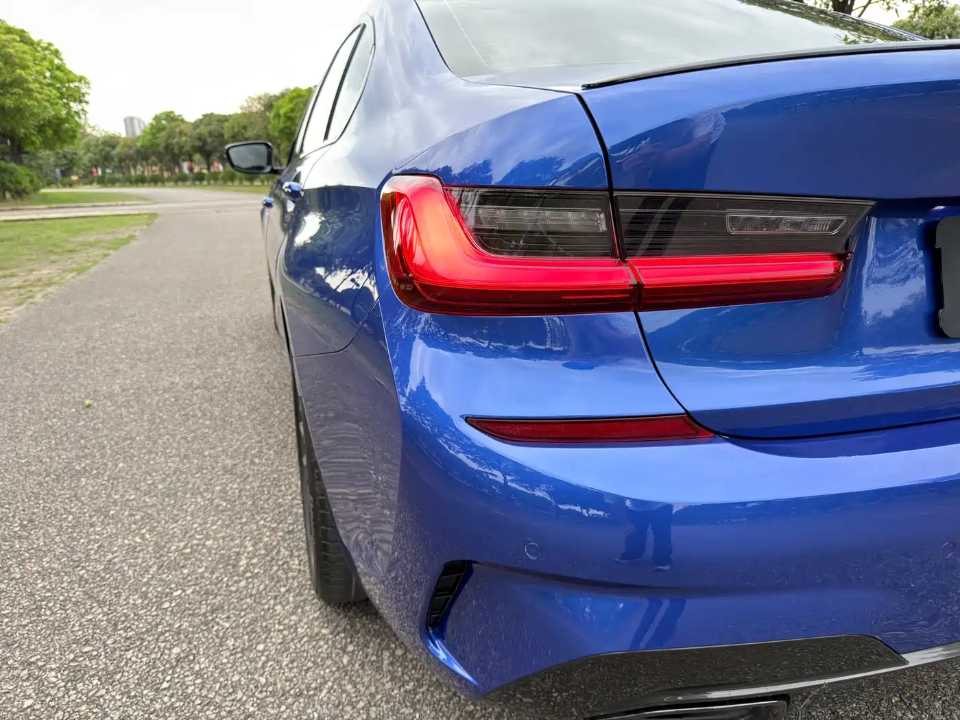 BMW 3 Series 2021 Facelift 325Li M Sport Shadow Edition фото 24