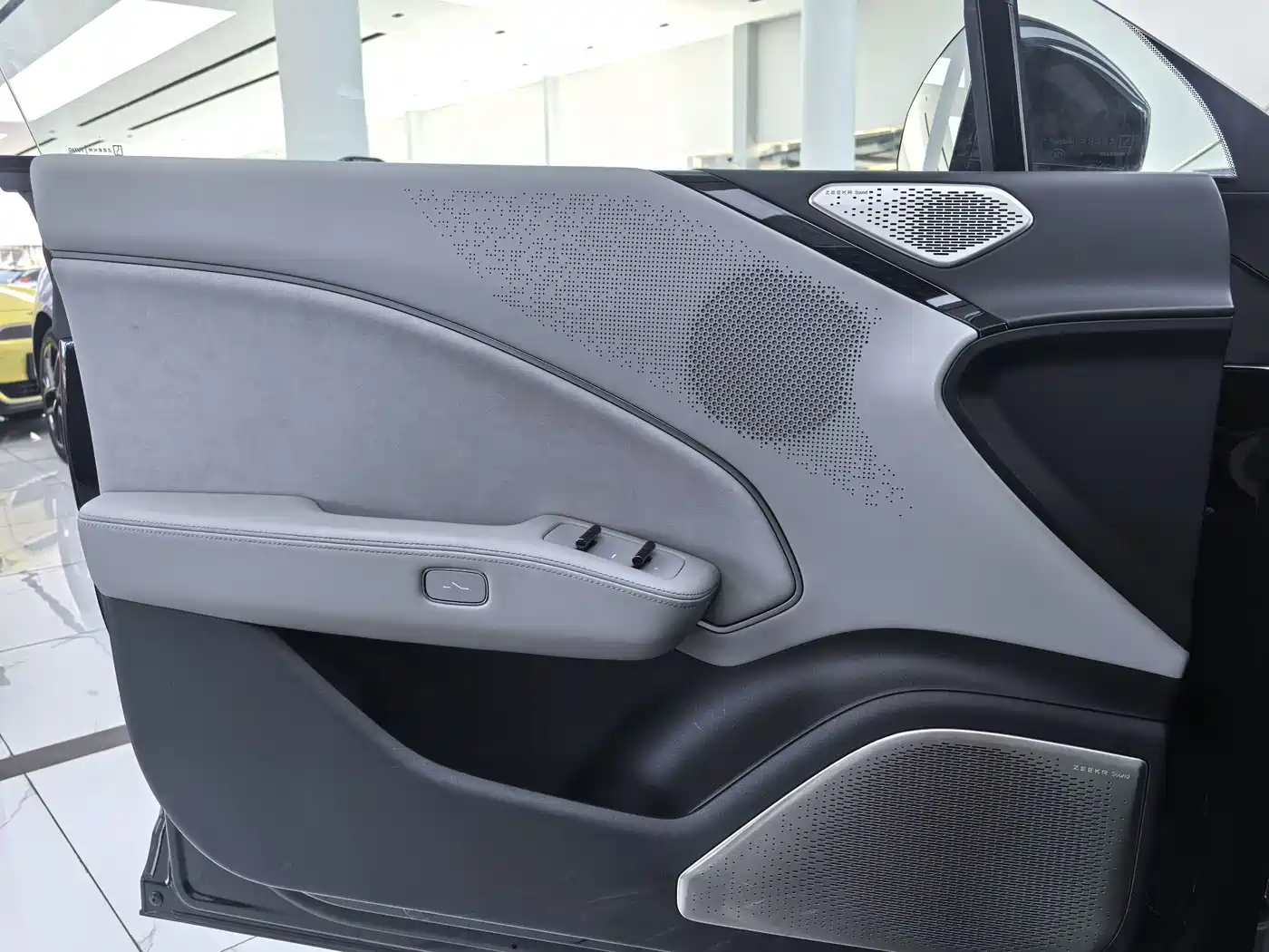 ZEEKR 007 2024 2025 Long Range RWD Smart Driving 100kWh