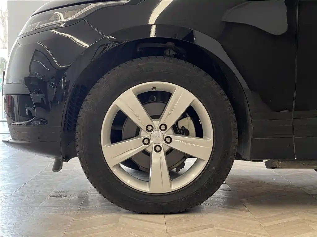 Land Rover Range Rover Velar 2019 250PS фото 11