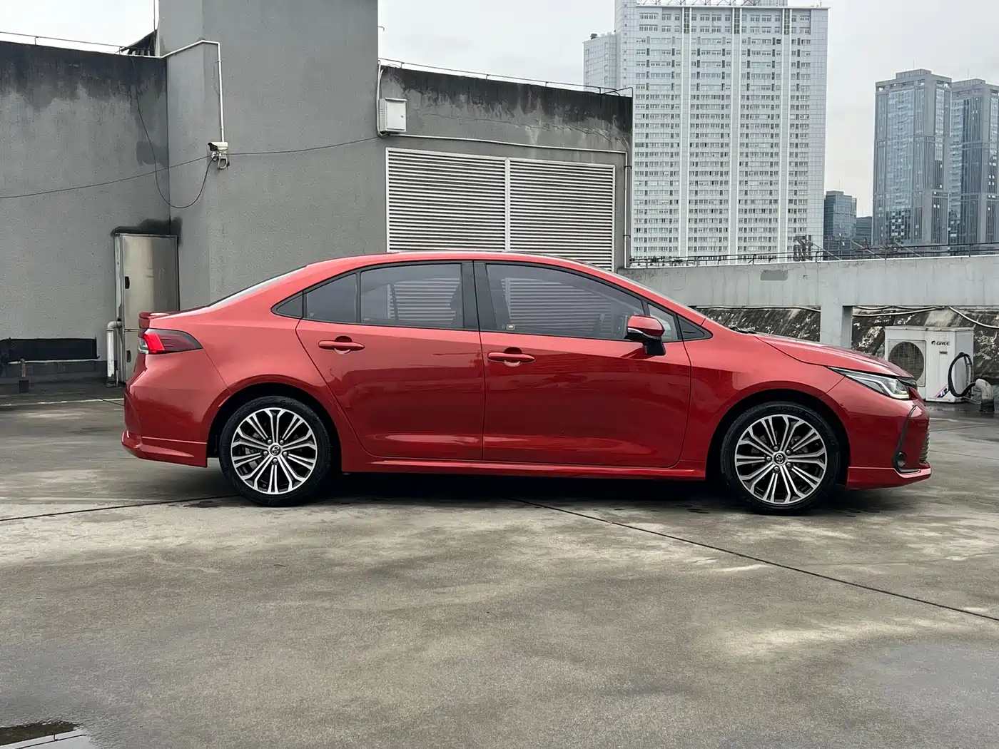 Toyota Corolla 2019 1.2T S-CVT Sport Edition фото 4