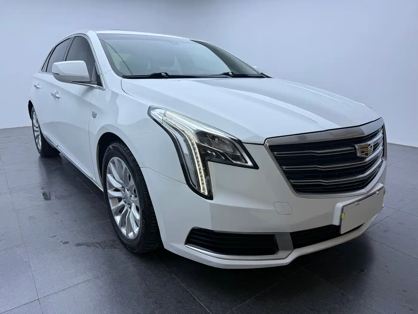 Cadillac XTS 2018 28T Technology фото 3