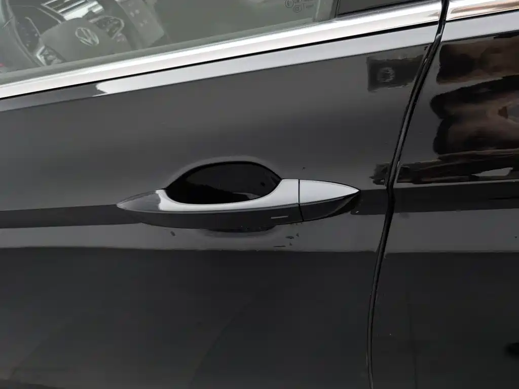 Volkswagen Magotan 2024 2023 Model 2 Million Commemorative Edition 330TSI DSG Luxury