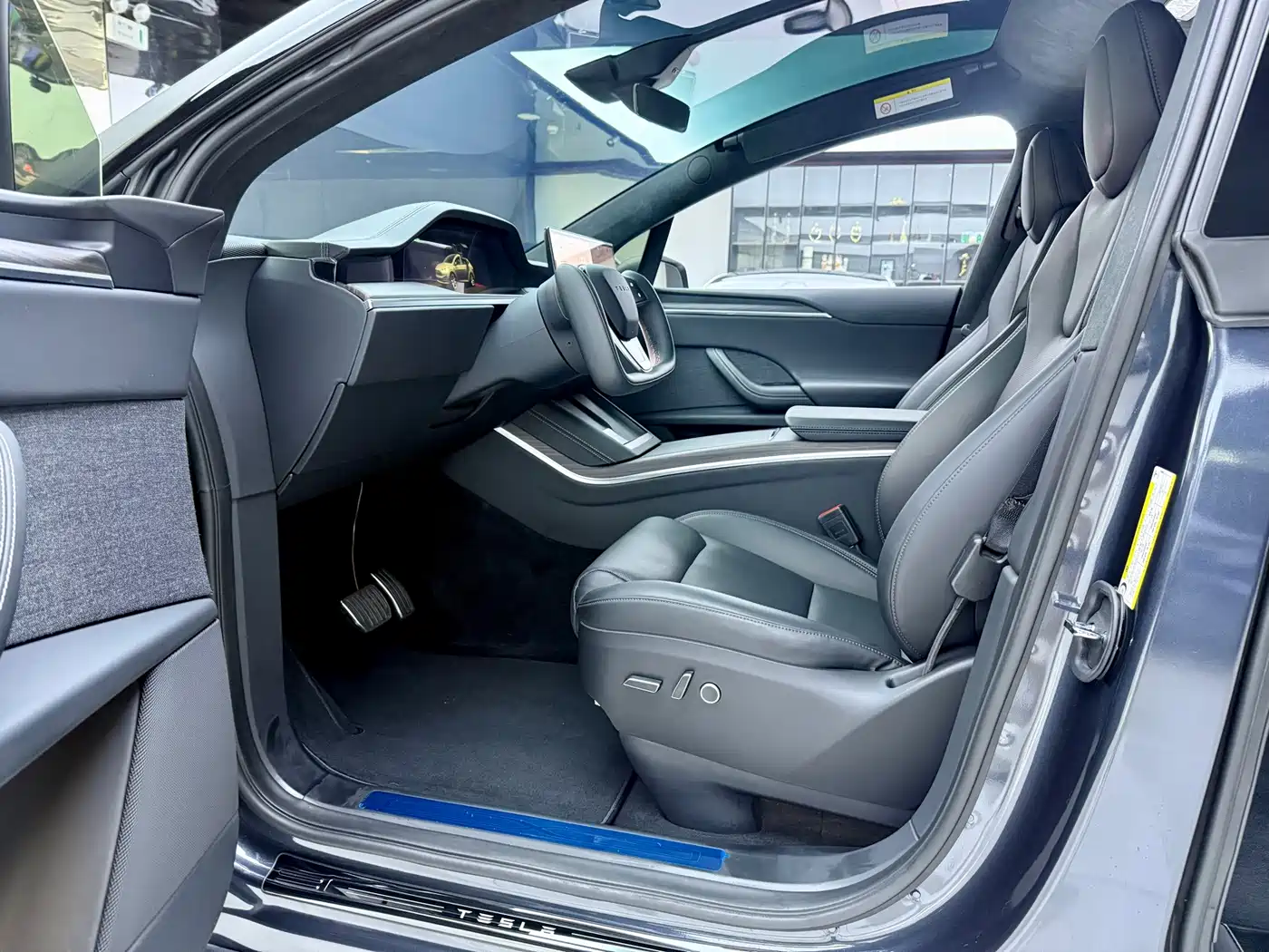 Tesla Model X 2024 2023 Dual Motor All-Wheel Drive Edition