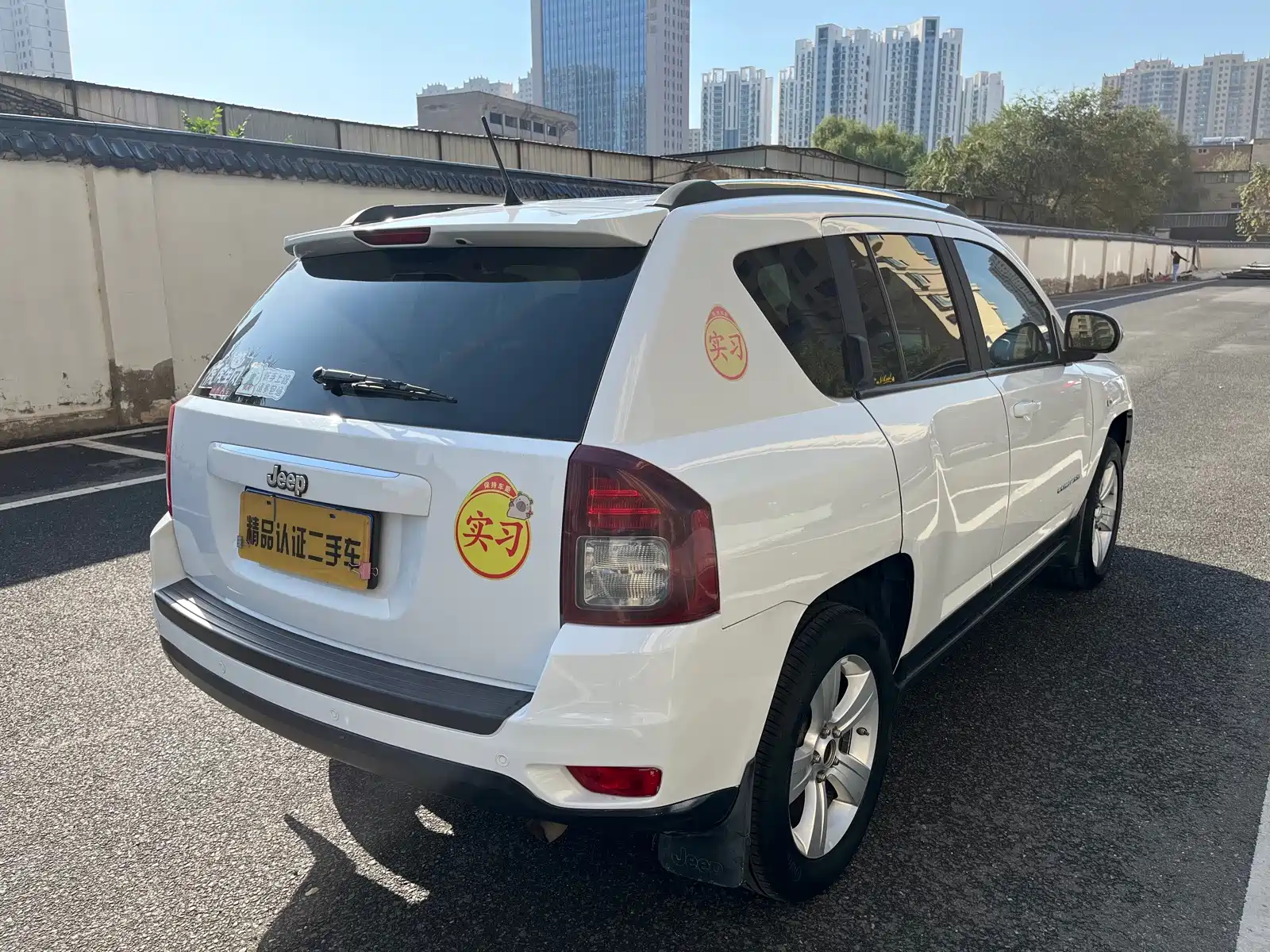Фото 17 - Jeep Compass (Import)