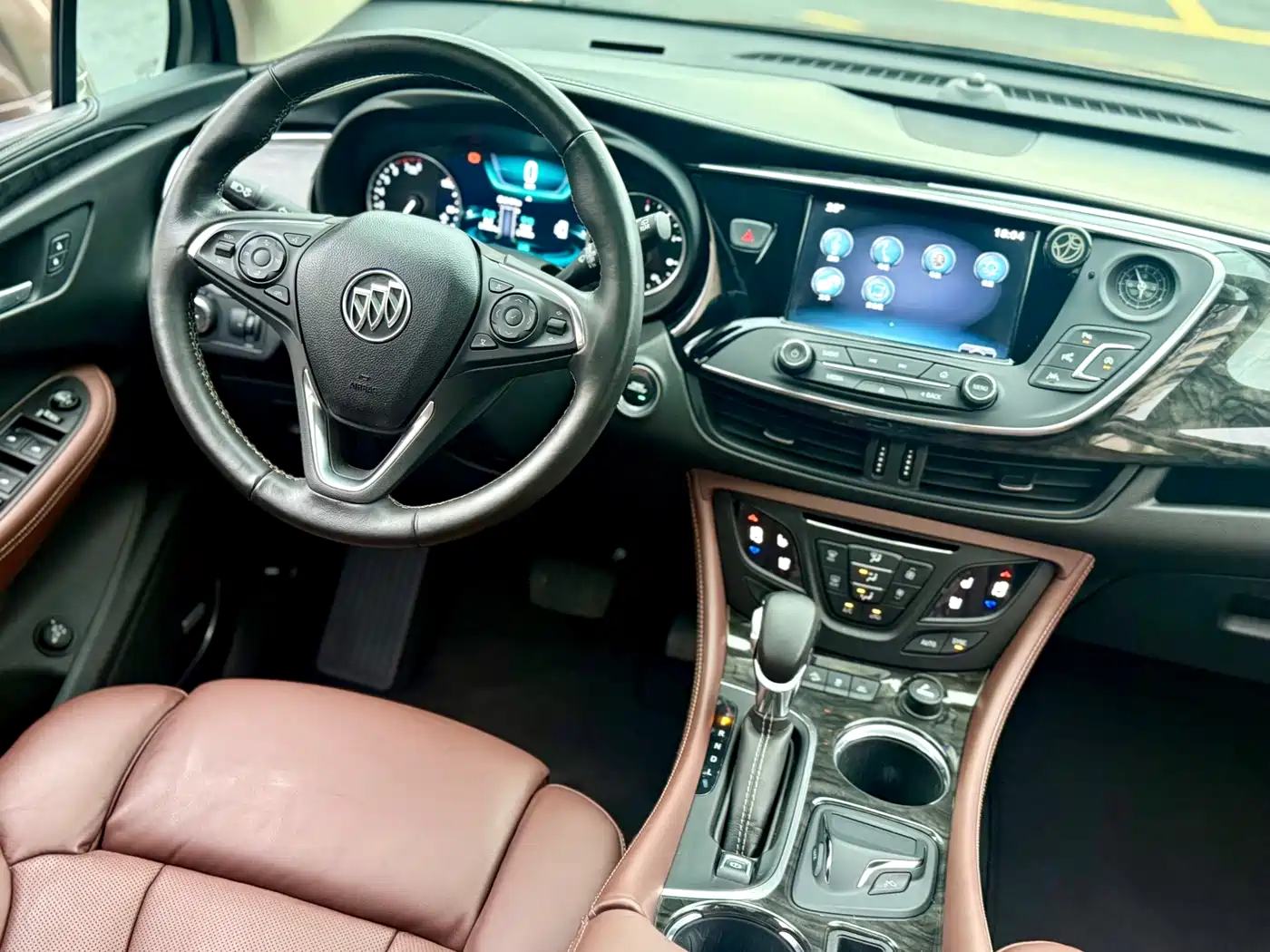 Фото 18 - Buick Envision Plus