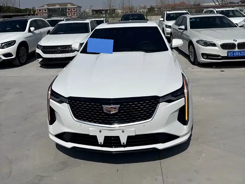 CADILLAC CT4