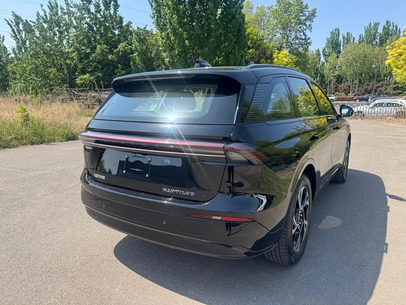 Lincoln Nautilus 2026 2025 2.0T AWD Premium Hybrid