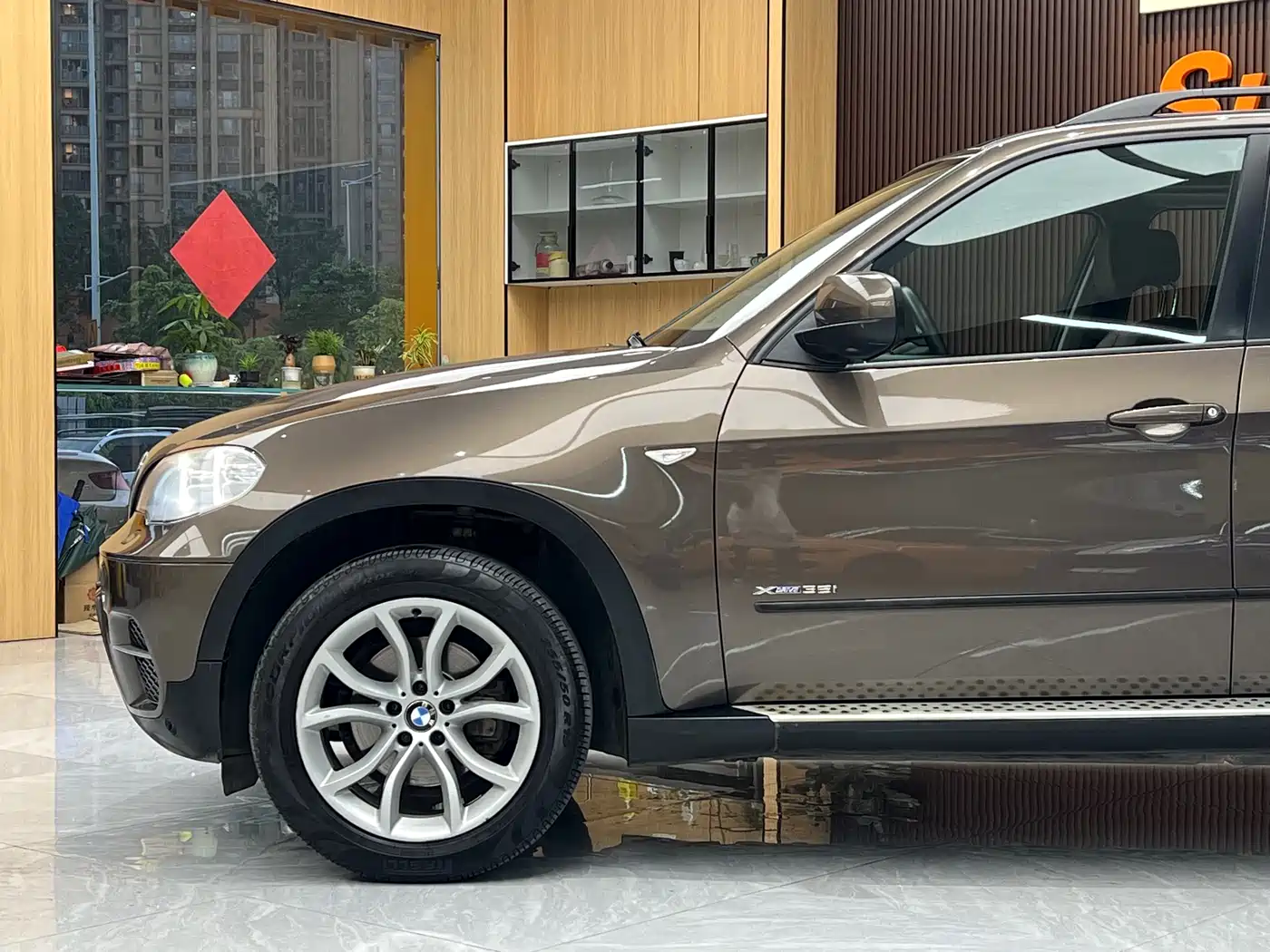 BMW X5 (Import) 2013 xDrive35i Leading фото 13