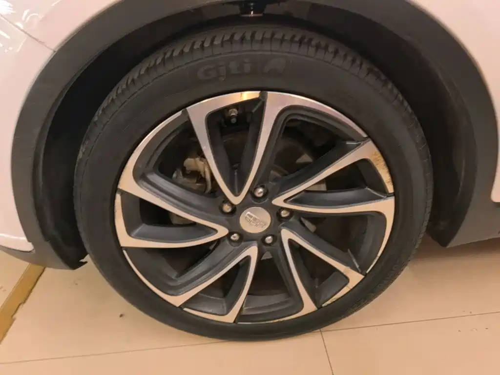 Geely Emgrand GS 2016 2016 Elegant Edition 1.3T Automatic Premium Type