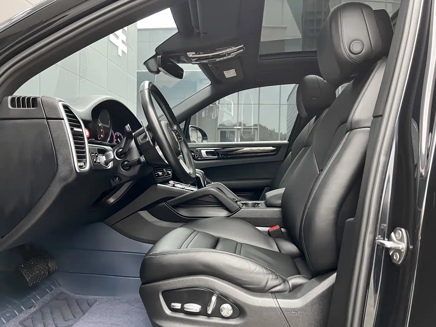 Porsche Cayenne 2018 Cayenne 3.0T фото 23