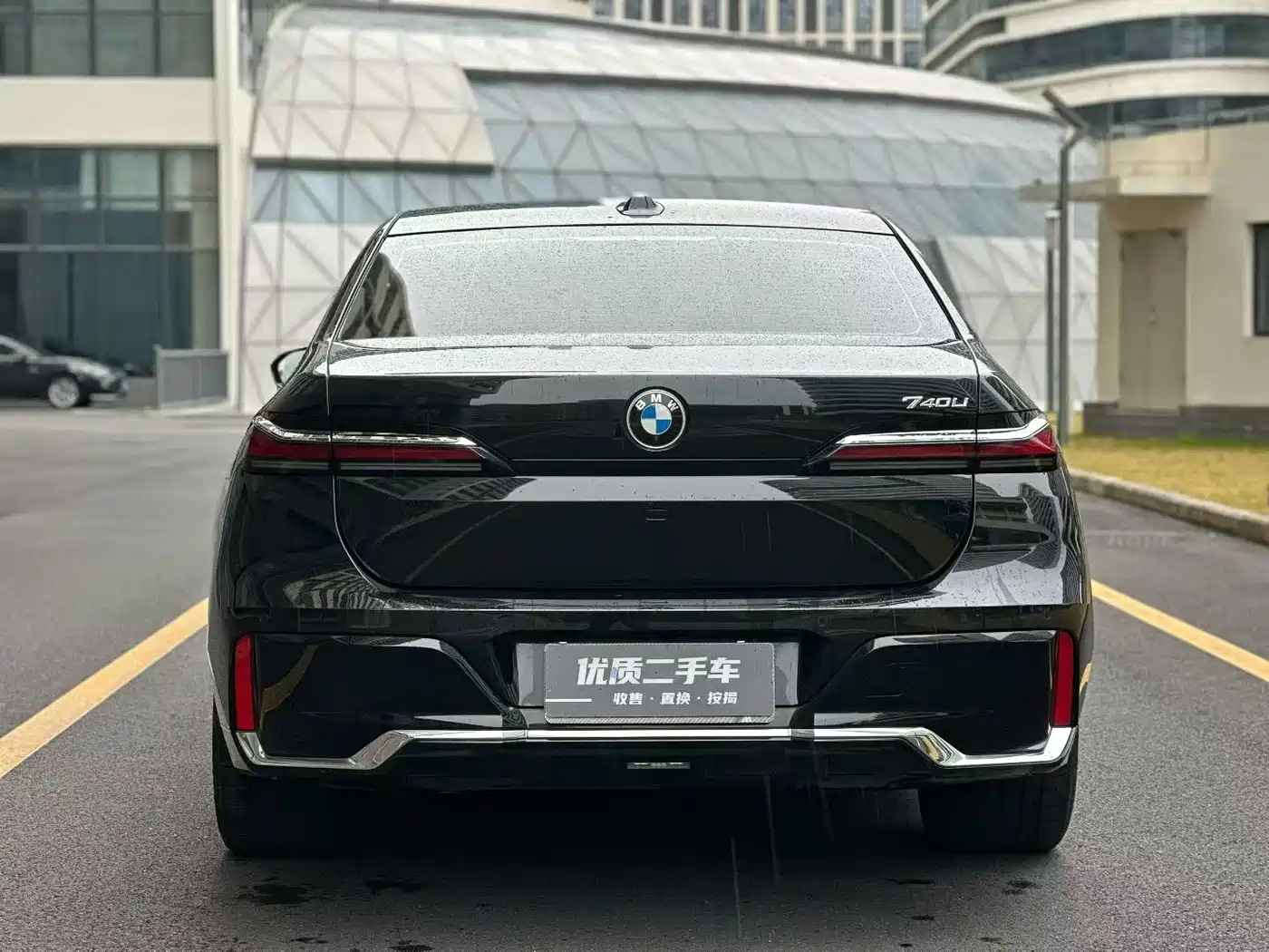 BMW 7 Series 2023 Model 740Li Leading Luxury Package фото 8