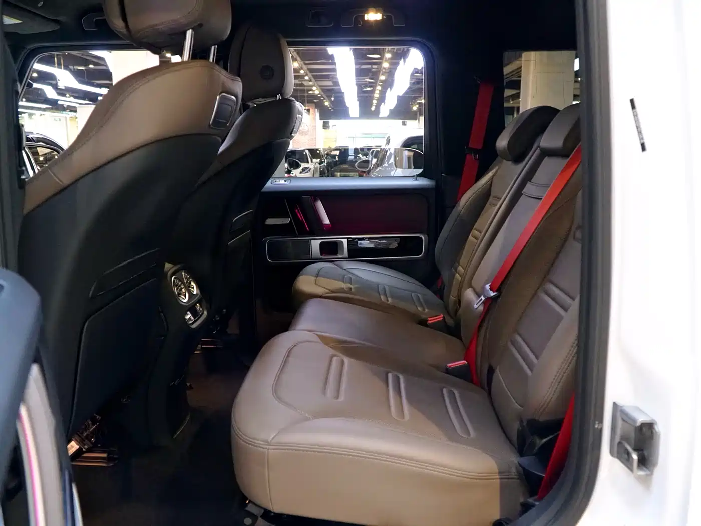 Mercedes-Benz G-Class фото 7