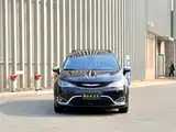 Фото 2 - Chrysler Pacifica