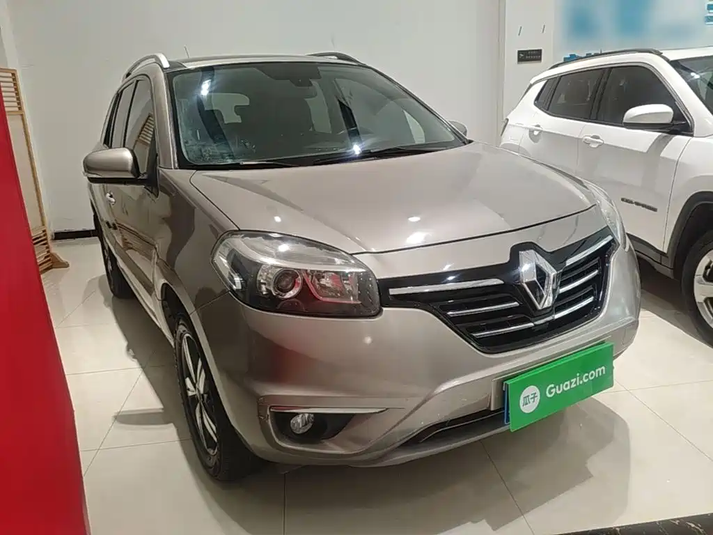 Renault Koleos (Import) 2015 2014 2.5L 4WD Comfort Edition