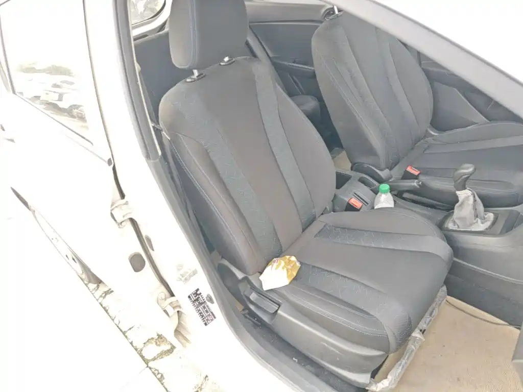 Baojun 310 2016 2016 1.2L Manual Value Edition