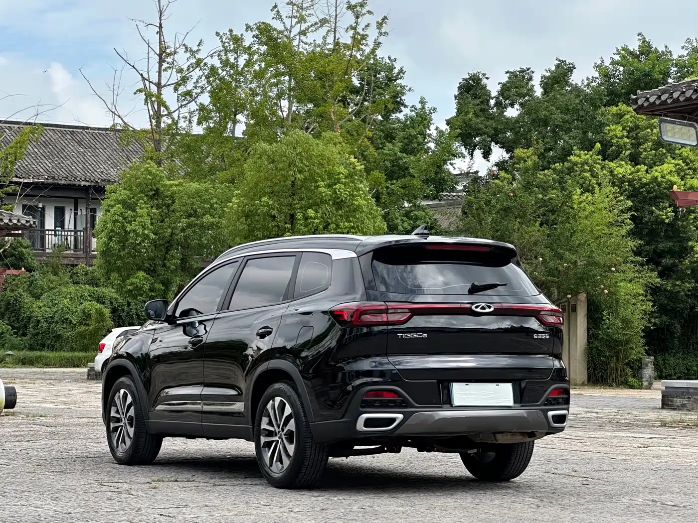 Photo 6 - Chery Tiggo 8