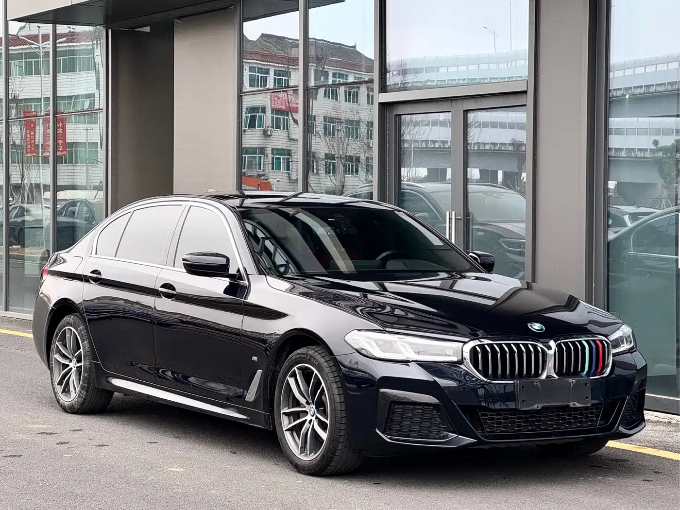 BMW 5-SERIES