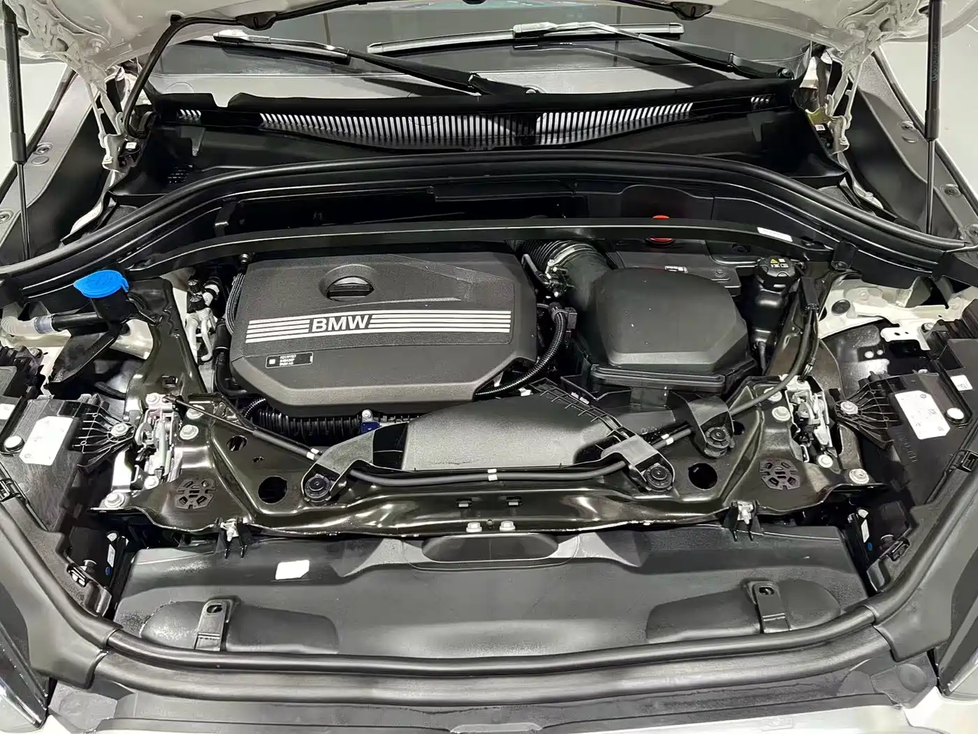 BMW X2 (Import) 2025 2024 sDrive25i M Sport Package