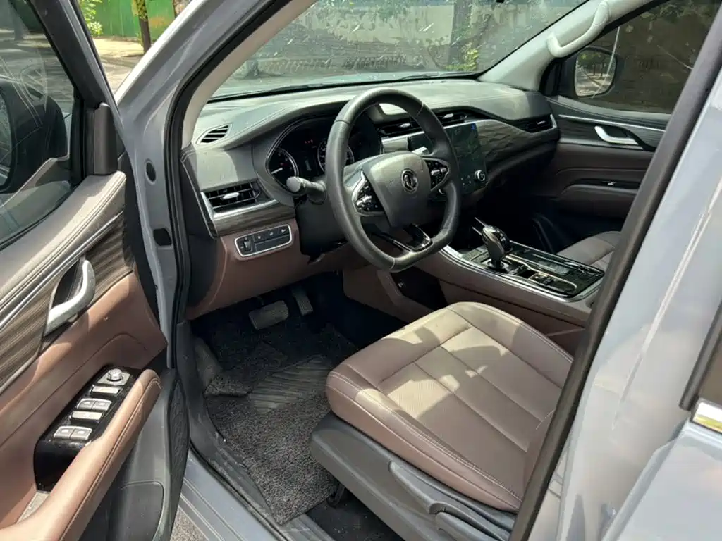 Dongfeng Palasso 2026 2025 Model 2.0T Automatic 2WD Elegance