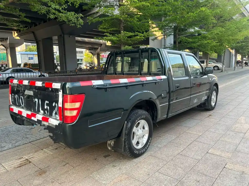 Jiangling Baodian 2015 2015 2.8T New Trend Diesel 2WD Extended Edition JX493ZLQ4C