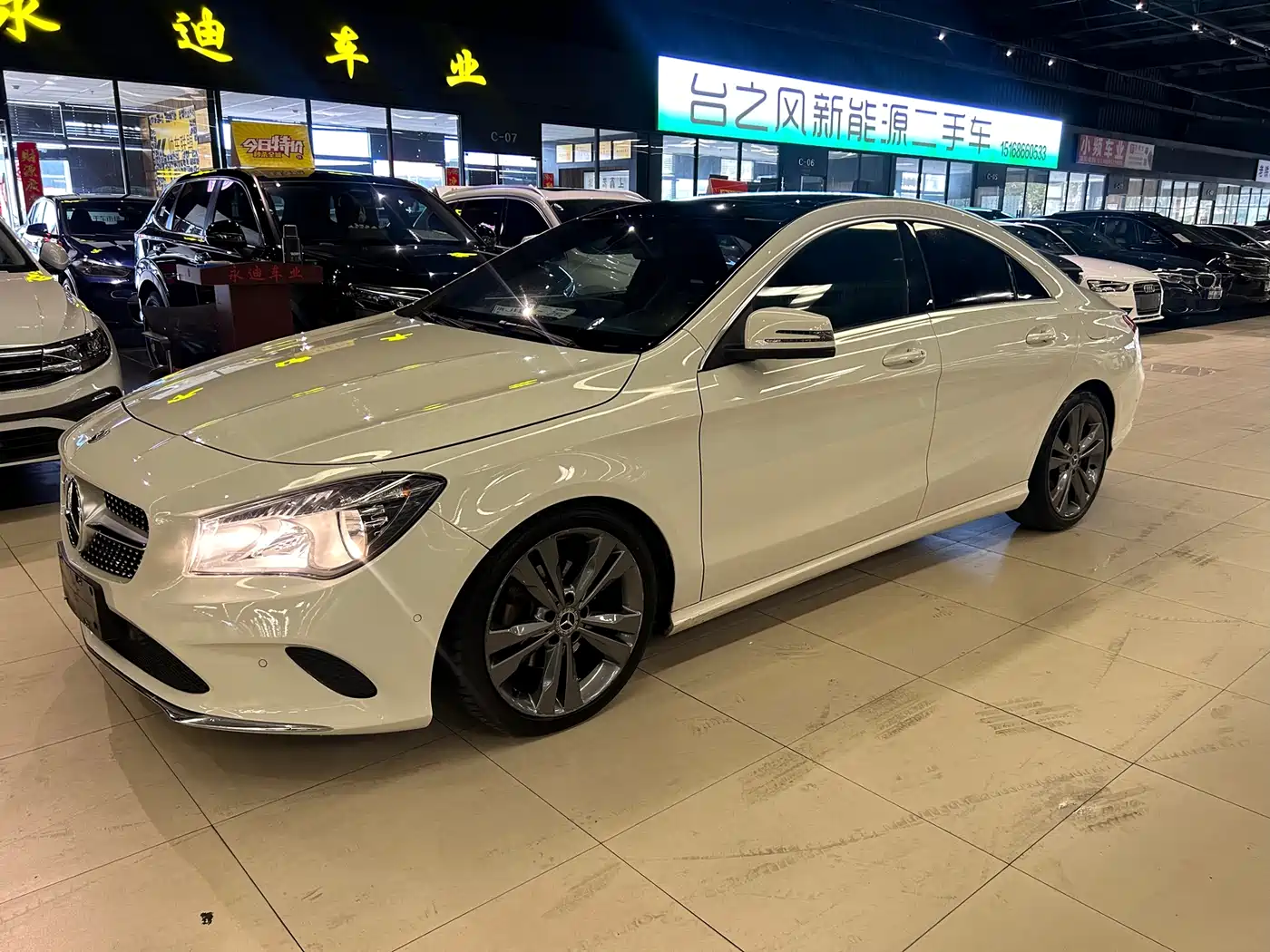 Mercedes-Benz CLA (Import) 2017 CLA 200 Dynamic фото 4
