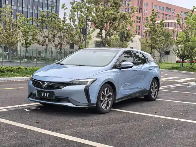 BUICK SLIGHTLY BLUE 6