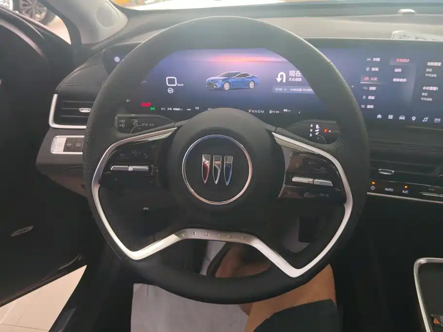 Buick LaCrosse 2025 2025 Platinum Avenir Edition
