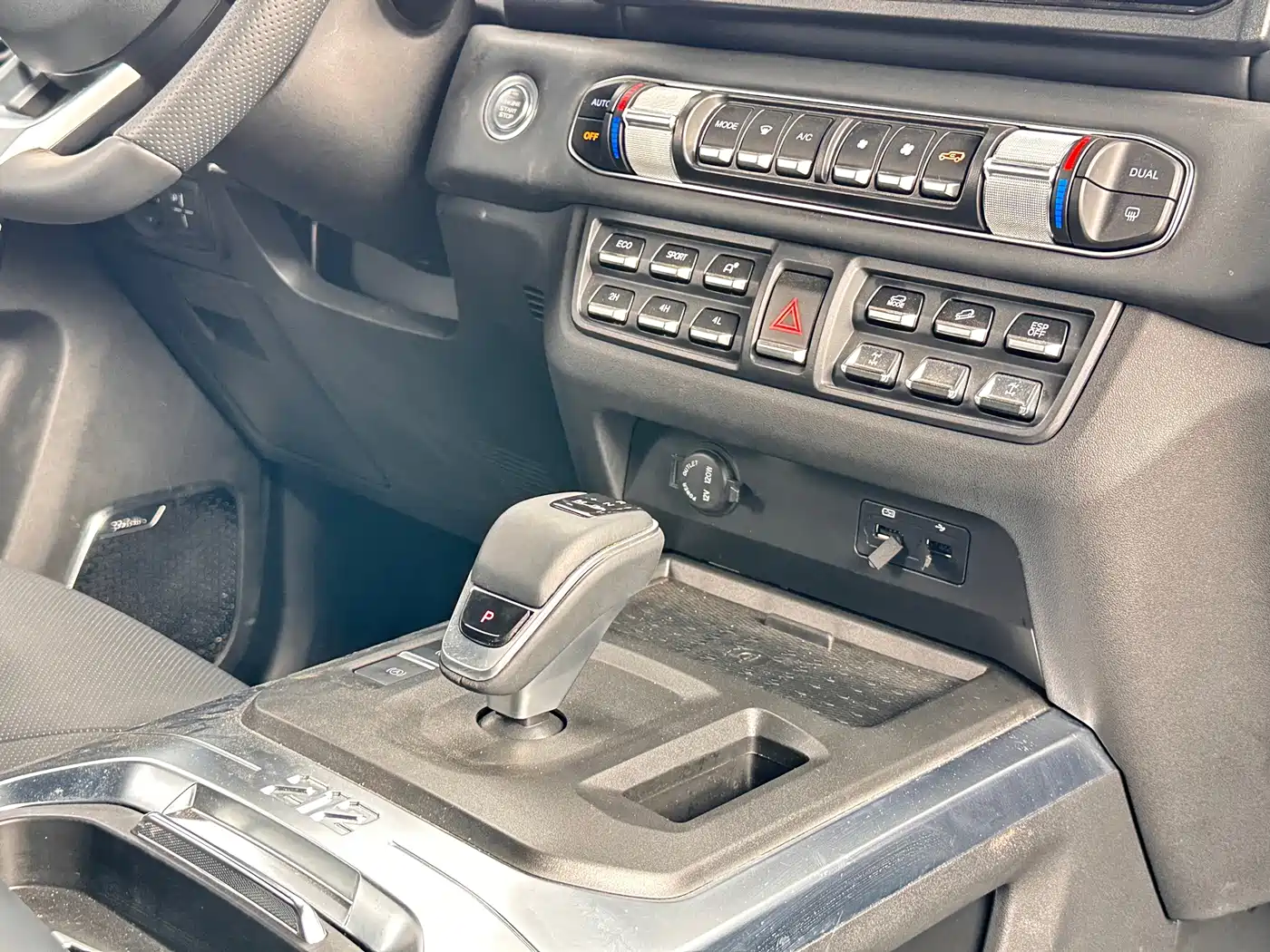 212 T01 2025 2025 2.0T Changfeng