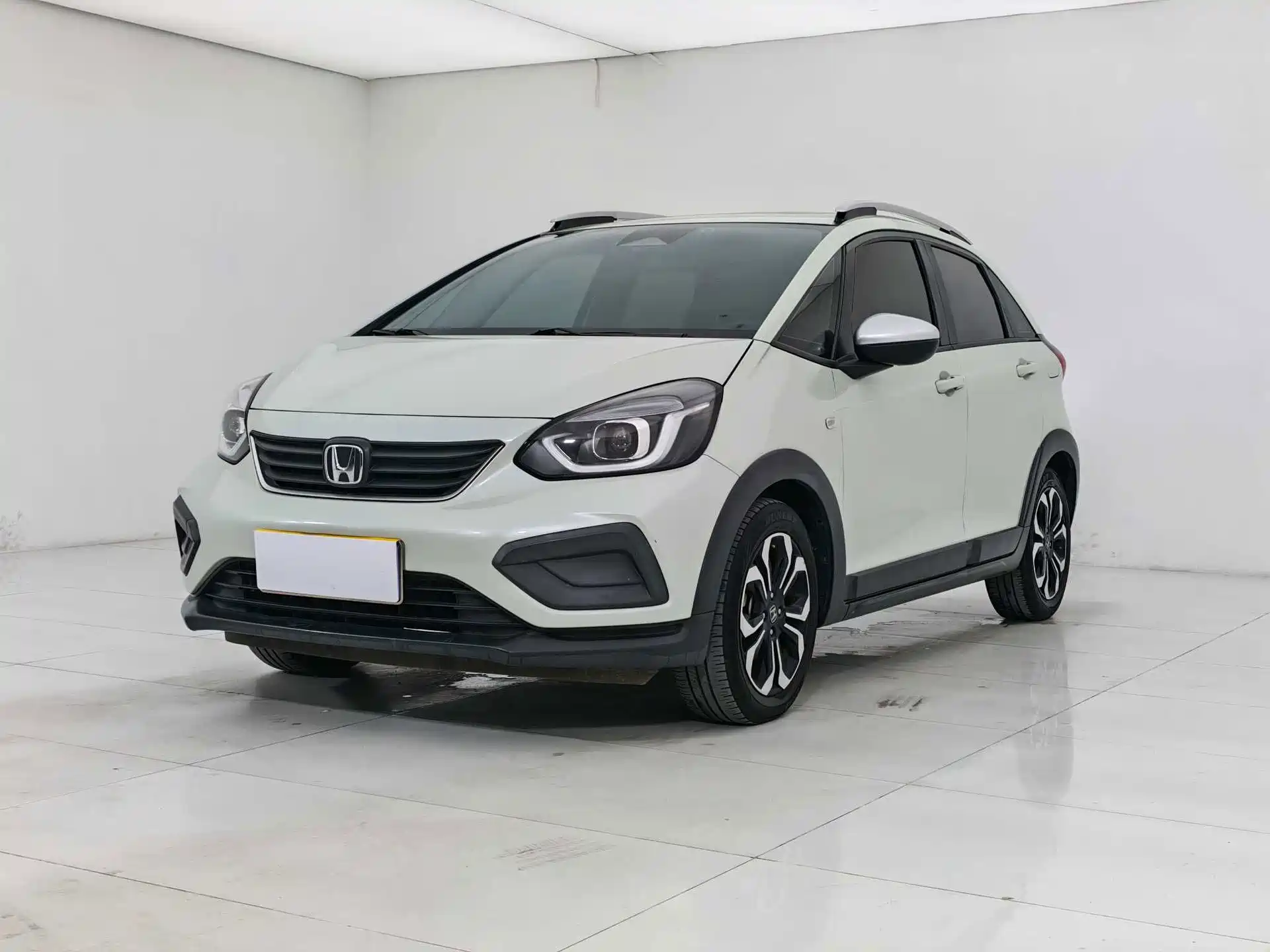 Фото 1 - Honda Fit