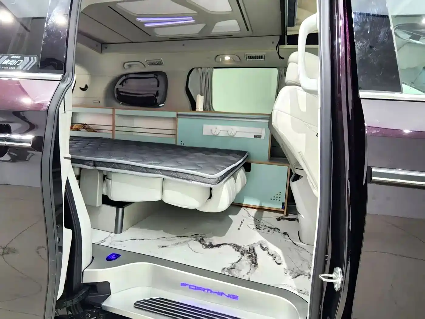 Dongfeng Fengxing Starlight V9 2025 2026 Model 200km Premium Edition 4-seater Pop-top Camper