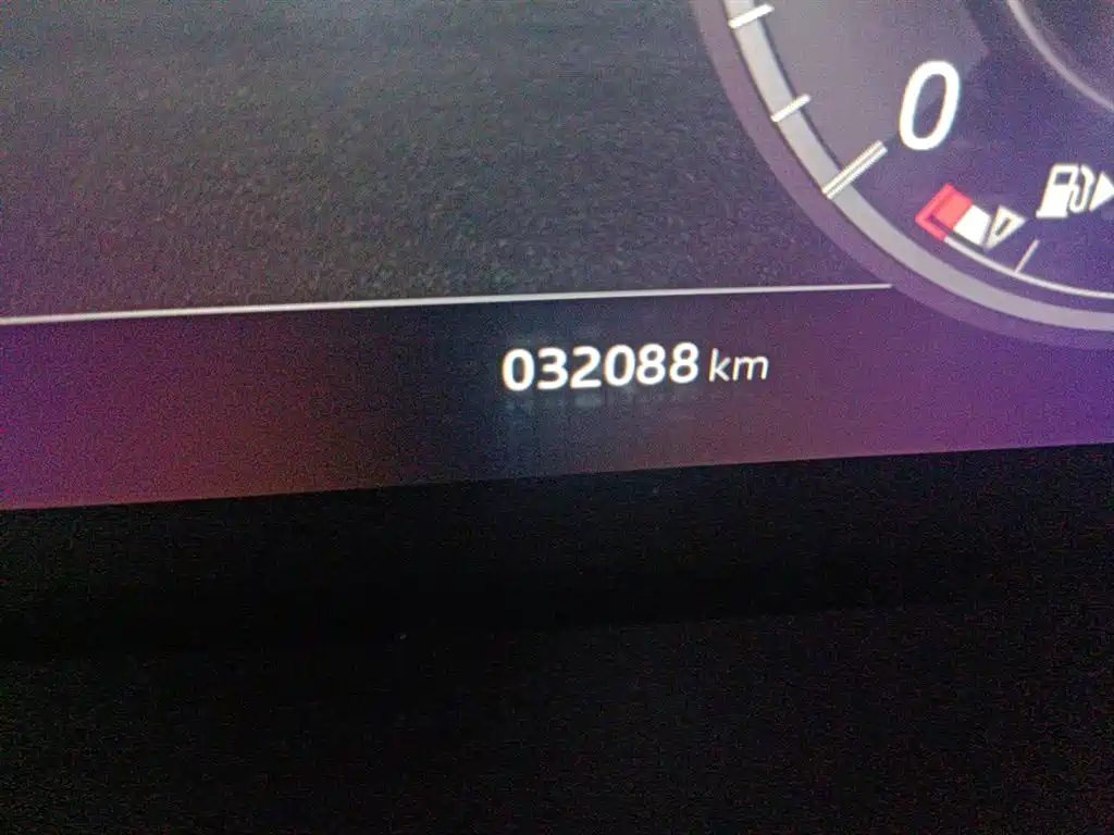 LAND ROVER DISCOVER SPORTS