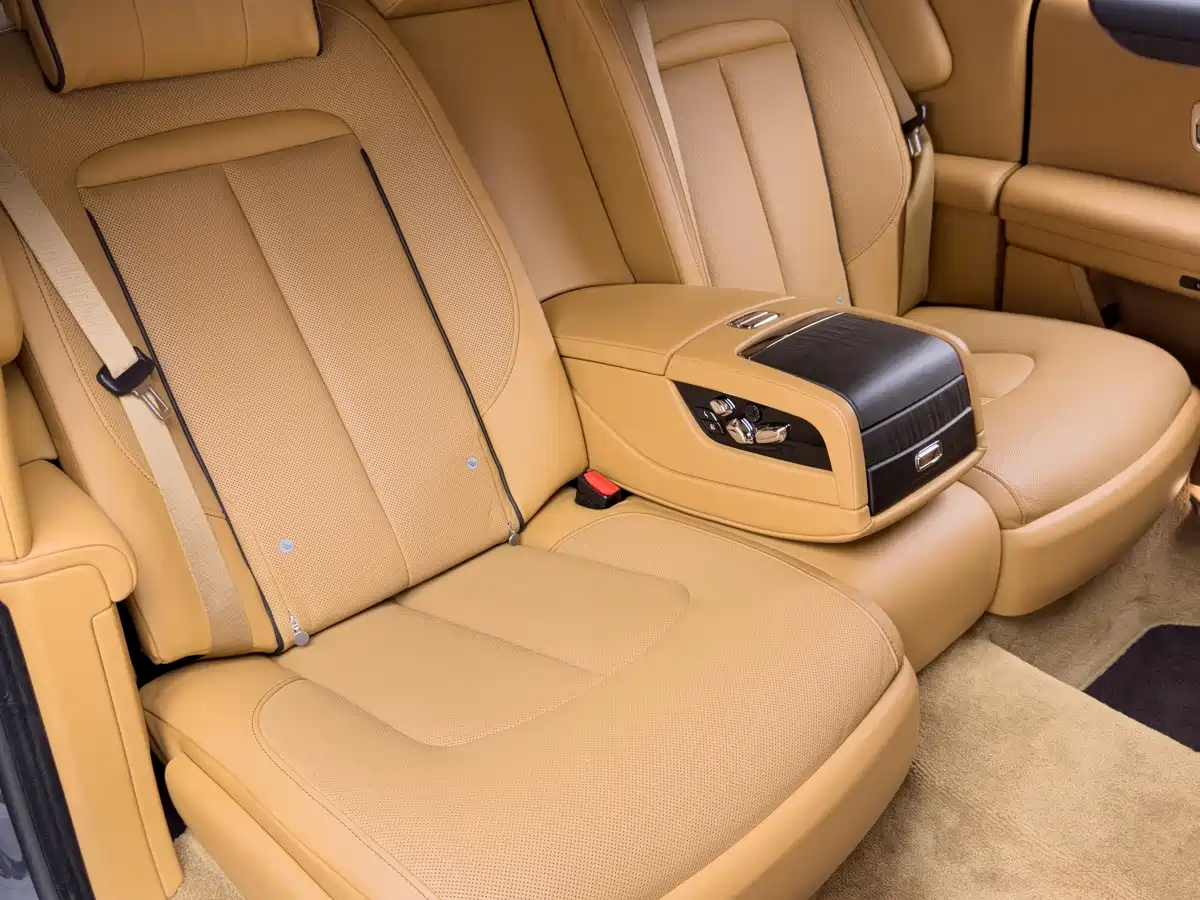 Фото 32 - Rolls-Royce Ghost