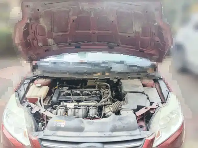 Ford Focus 2013 Sedan Classic 1.8L Automatic Base — фото 3