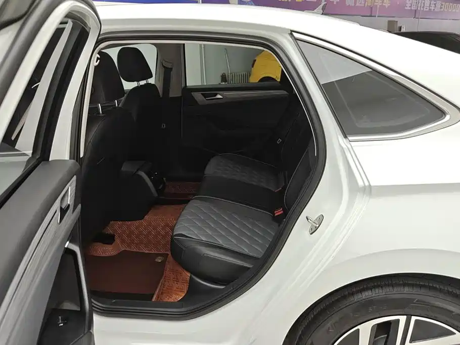 Volkswagen Sagitar, миниатюра 11