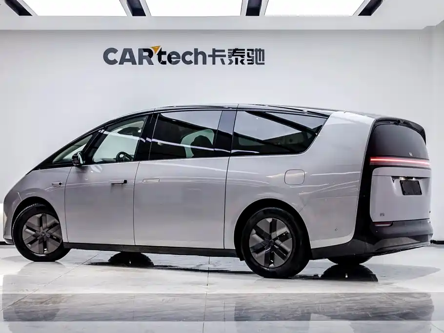 Li Auto MEGA 2025 2025 Ultra Smart Renewal Edition