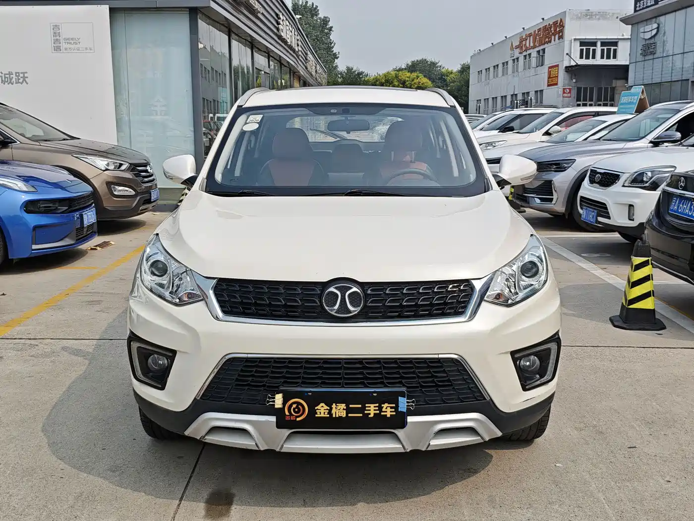 BAIC Senova X35 2018 2016 1.5L Automatic Luxury Edition