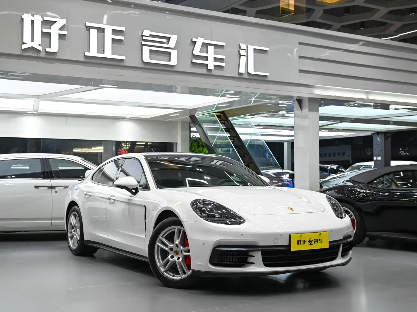 Porsche Panamera 2019 Panamera 2.9T фото 4