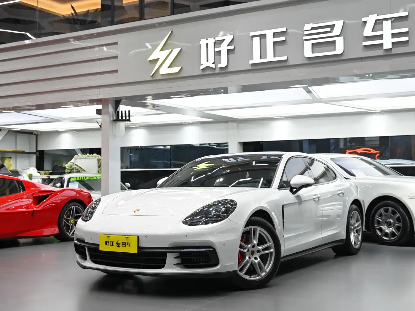 Porsche Panamera 2019 Panamera 2.9T фото 2