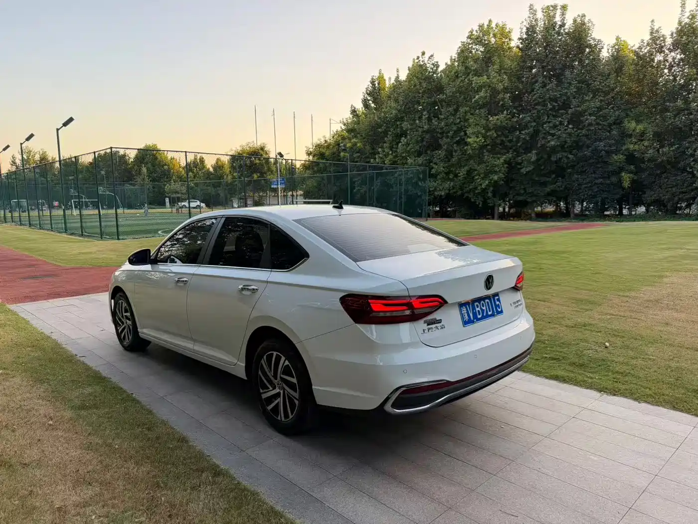 Фото 5 - Volkswagen Lavida